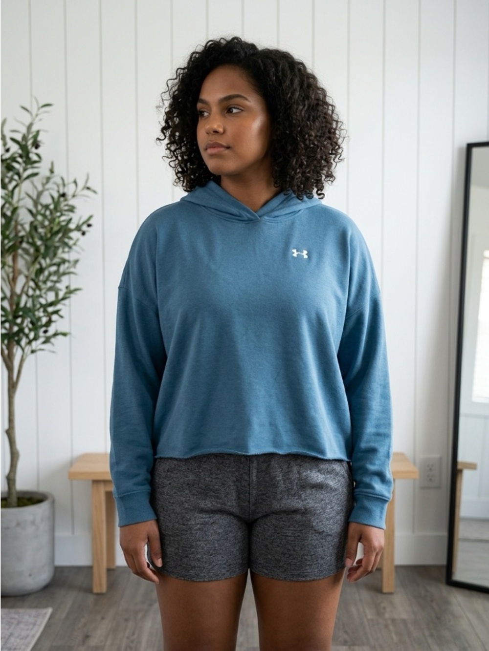 Under Armour Women's Teal Blue Cropped Hoodie |  Large